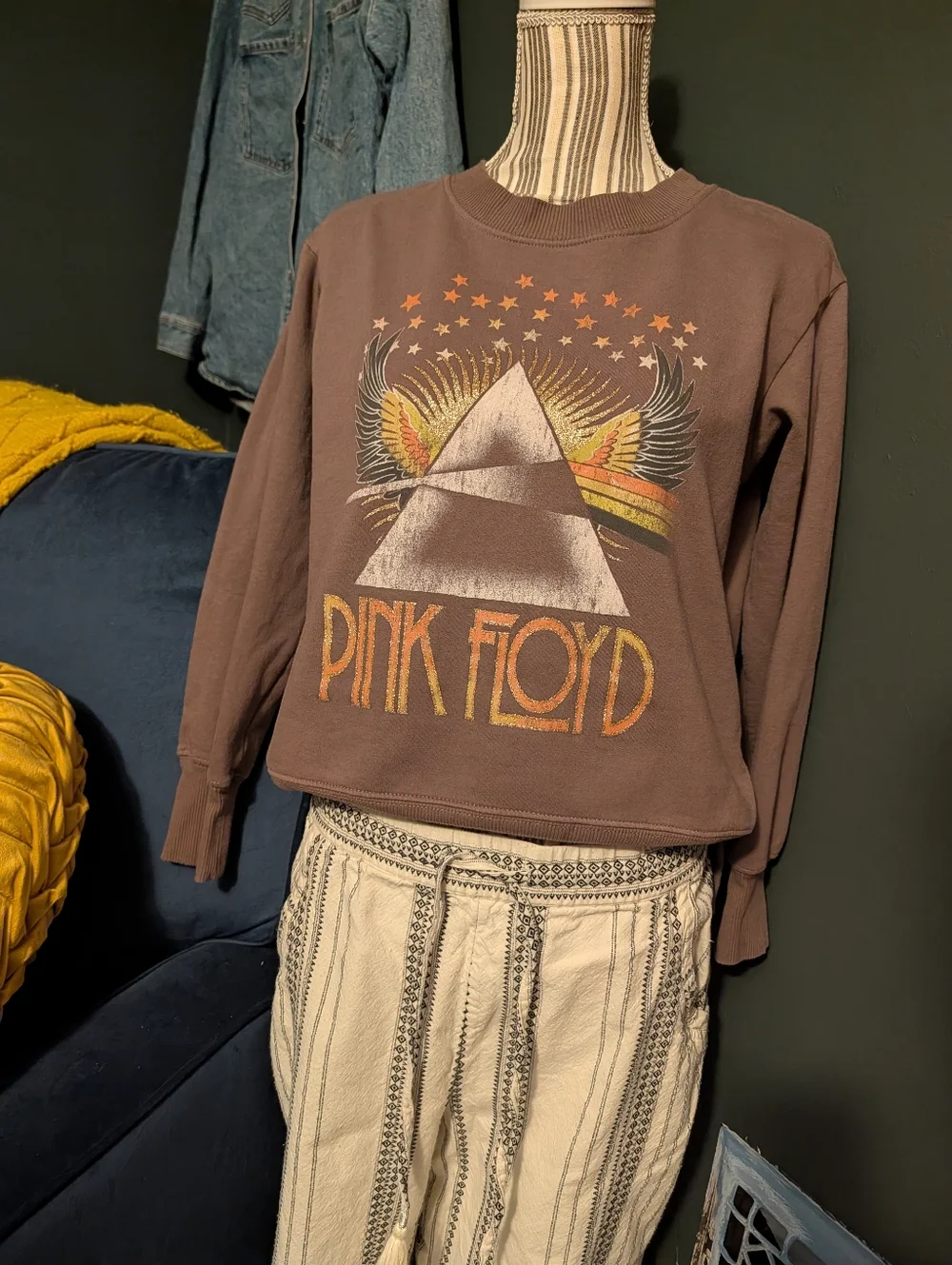 Pink Floyd Brown Sweatshirt with Orange & Yellow Graphic - Picture 3 of 5